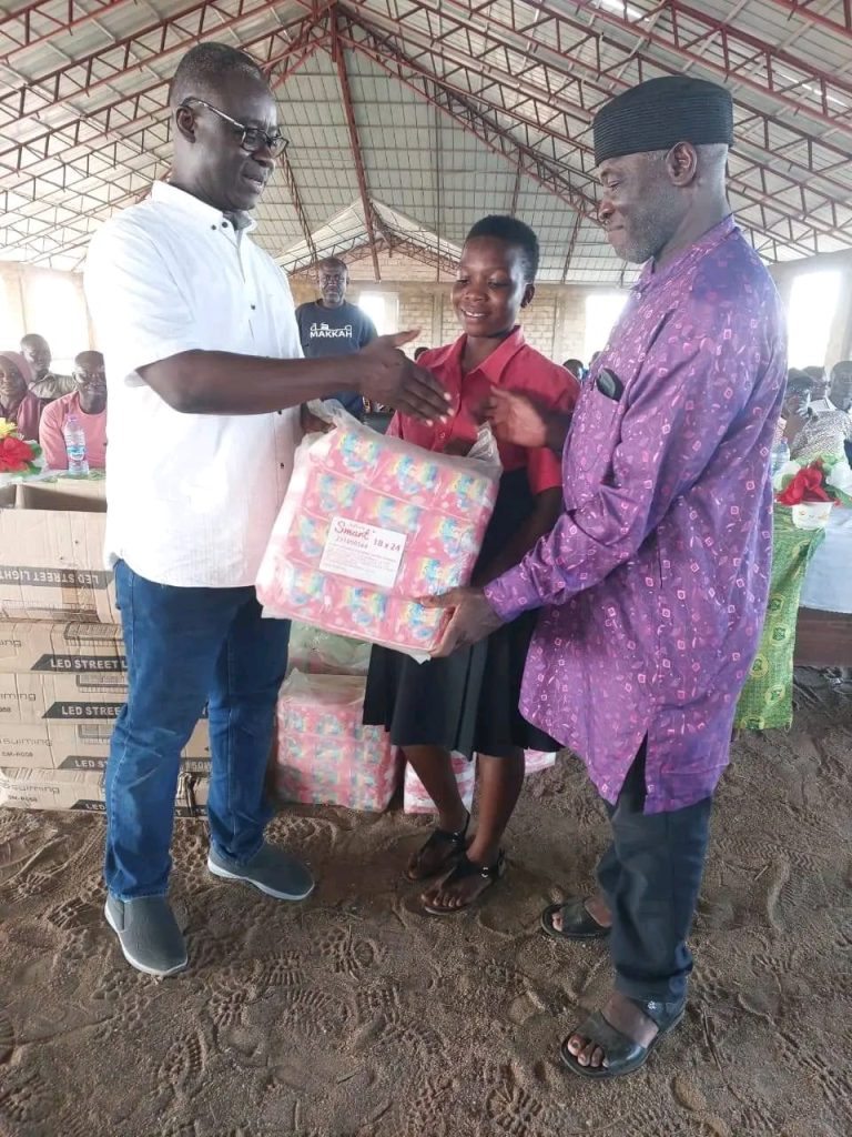 WA EAST MP TAKES A LOOK AT THE CHALLENGES OF FUNSI SHS.